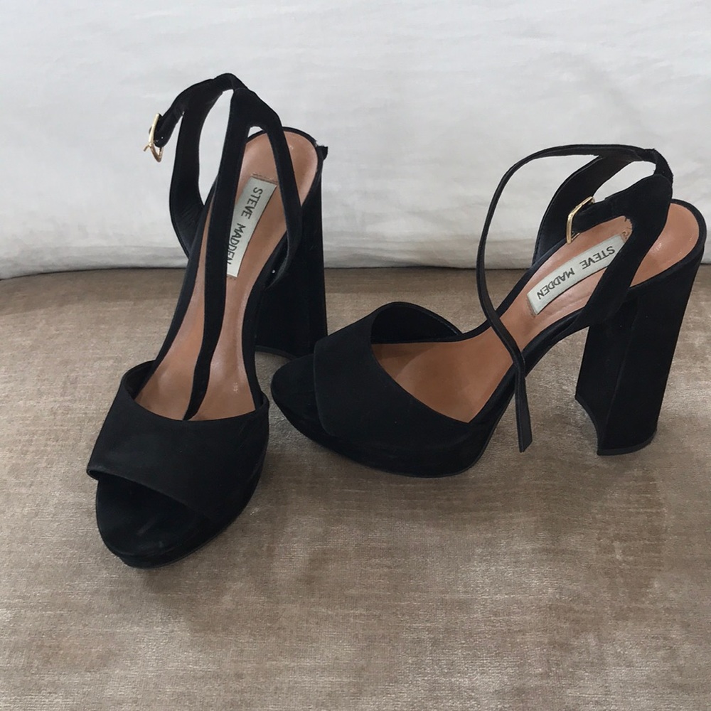 Steve Madden black platform pumps 8.5